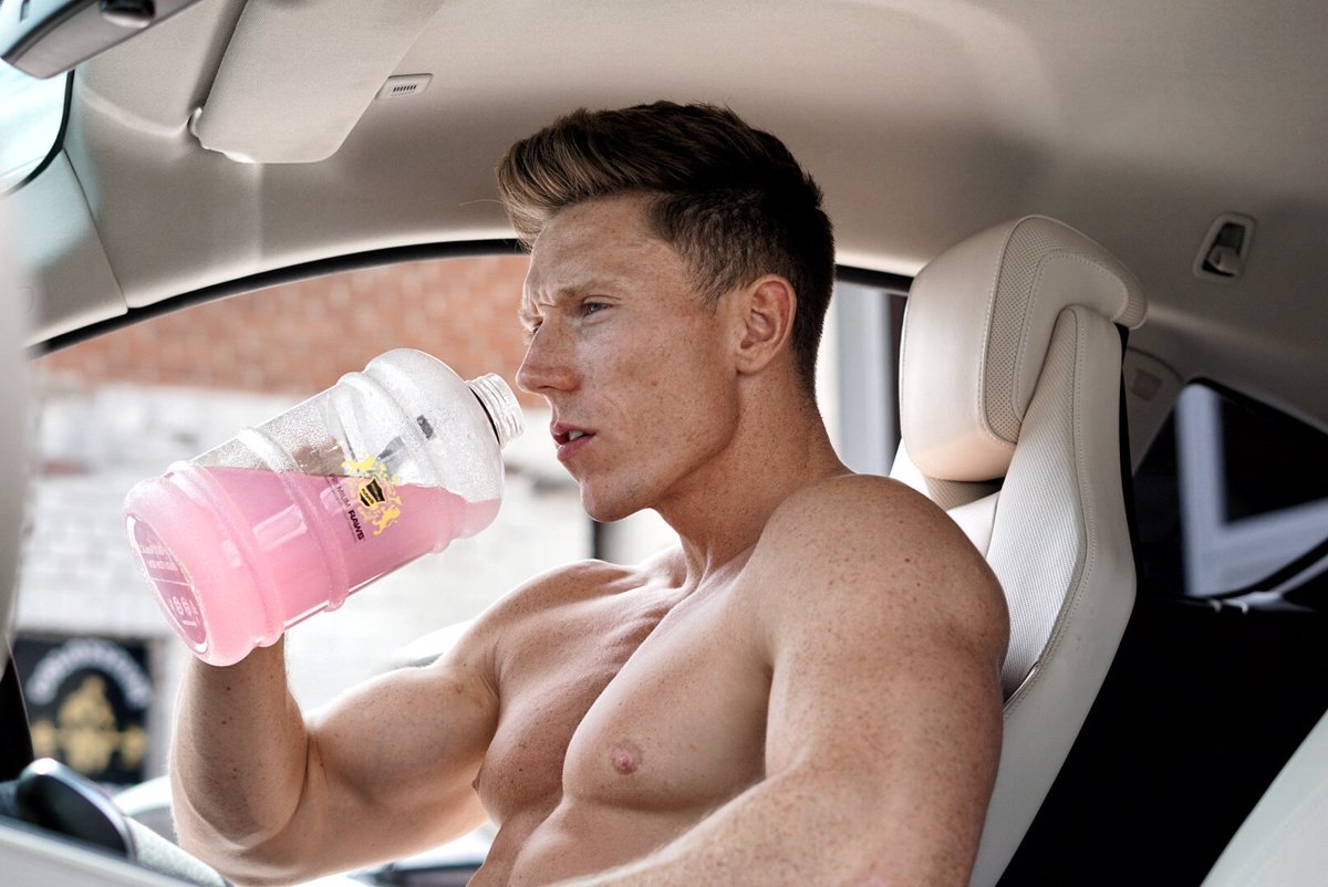 <a href="/Luke_Charnley/">Luke  Charnley</a> enjoying our Instant BCAA Cutting for only £6.99

DM for more info! #teampremiumraws
#HealthyLiving #fitness #Supplements
