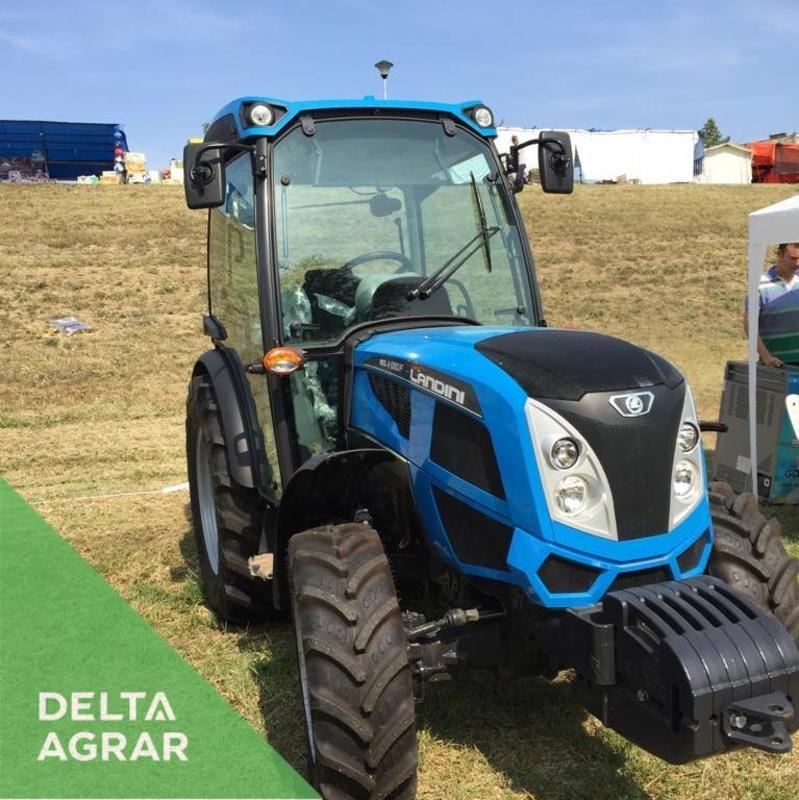 PriceSaPolja's tweet photo. REX serija Landini traktora pruža maksimalnu sigurnost i manevrisanje u svim uslovima, bez obzira na useve ili na opremu koja se koristi! 🙂🚜🚜🚜

#DeltaAgrarMehanizacija https://t.co/DpDGre842J