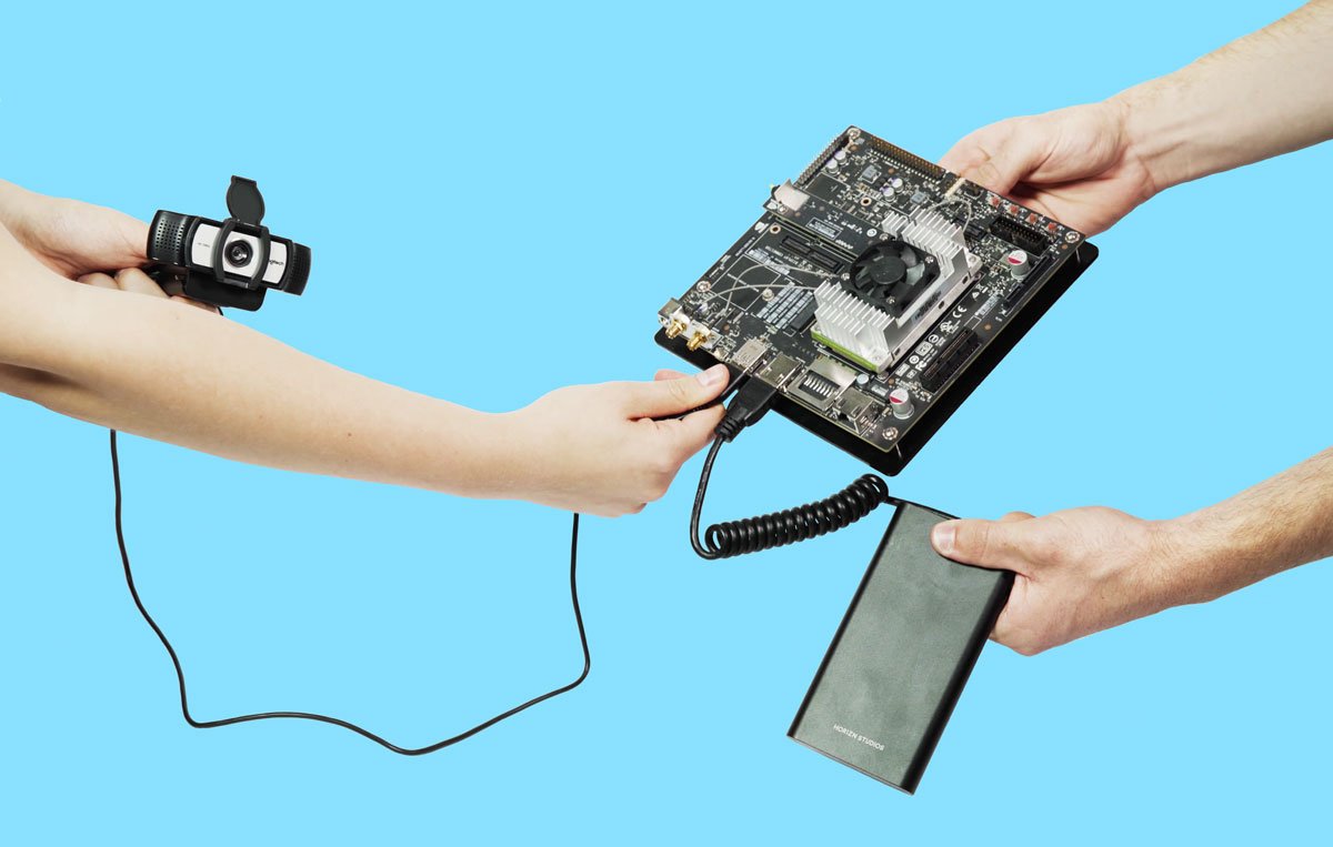 move__lab's tweet image. 🆙We&apos;ve just published an update for OpenDataCam🆙
An open source tool to quantify the world
👇👇👇
opendata.cam
🆕Features:
1⃣now runs on all Jetson&apos;s with good performance
2⃣new and polished interface 
3⃣export data directly via API