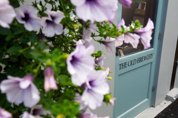 We have 20 lovely rooms and a 2 bedroom self-catering apartment at the Globe Topsham! 😁
Book direct at theglobetopsham.co.uk #theglobe #globetopsham #rooms #accomodations #southwest #exeter #topsham #devon #cornwall #staustellbrewery #staustell #inn #coachinginn #16thcentury