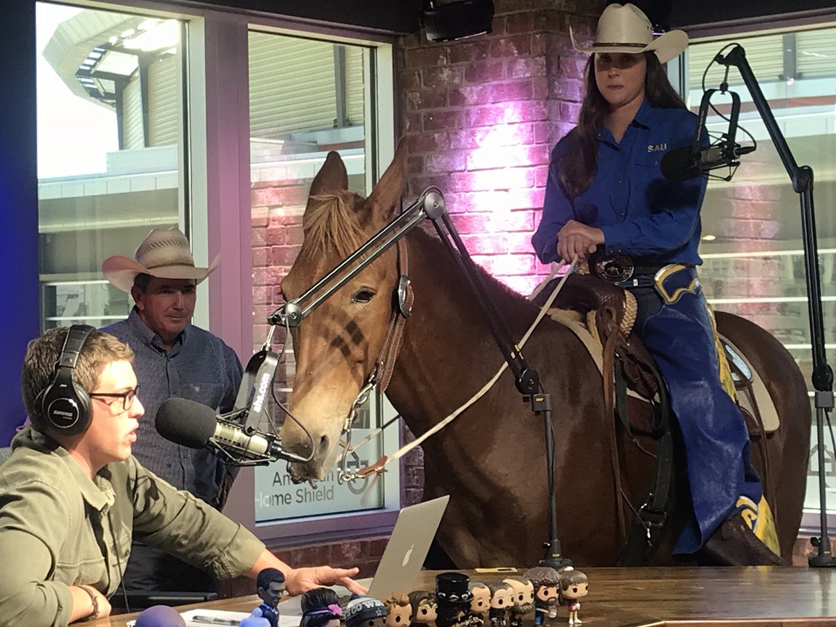 grindcitymedia's tweet photo. “Molly Ann” &amp; @abbieeeee_g are live now on the @ChrisVernonShow. 

@MuleriderSports @muleriders 

Watch live 🔽

https://t.co/zBrGBbMIwi https://t.co/QB3n0wh5Xt