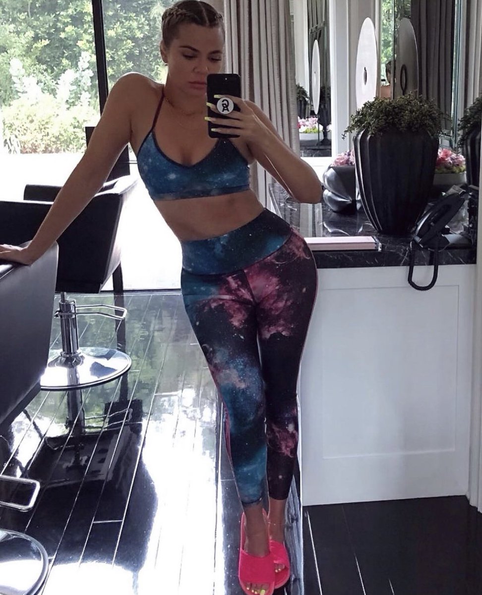 She did that. 👑 #RevengeBody