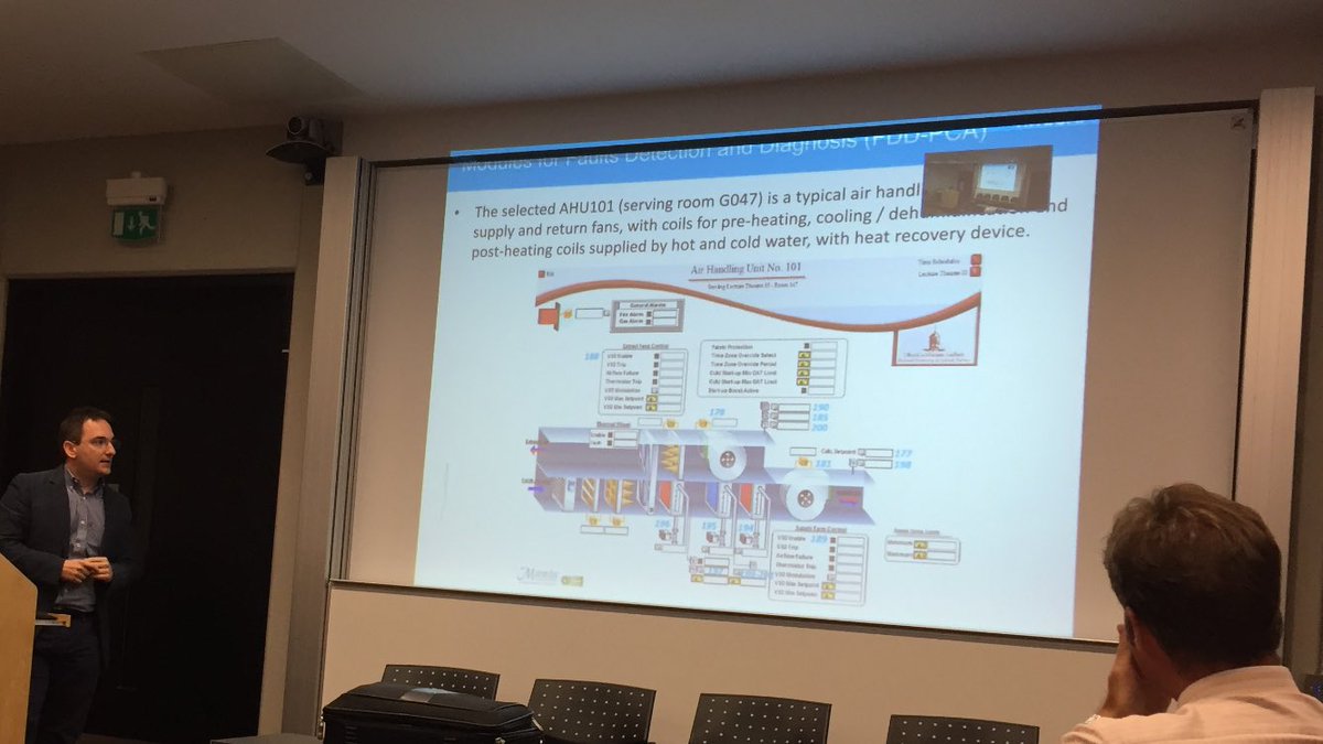 Marco &amp; ⁦<a href="/TomMesservey/">Thomas Messervey</a>⁩ ⁦<a href="/R2MSolution/">R2M Solution</a>⁩ presenting ⁦<a href="/HIT2GAP/">HIT2GAP</a>⁩ BEMServer ⁦@nuigalway⁩ #energyefficiency