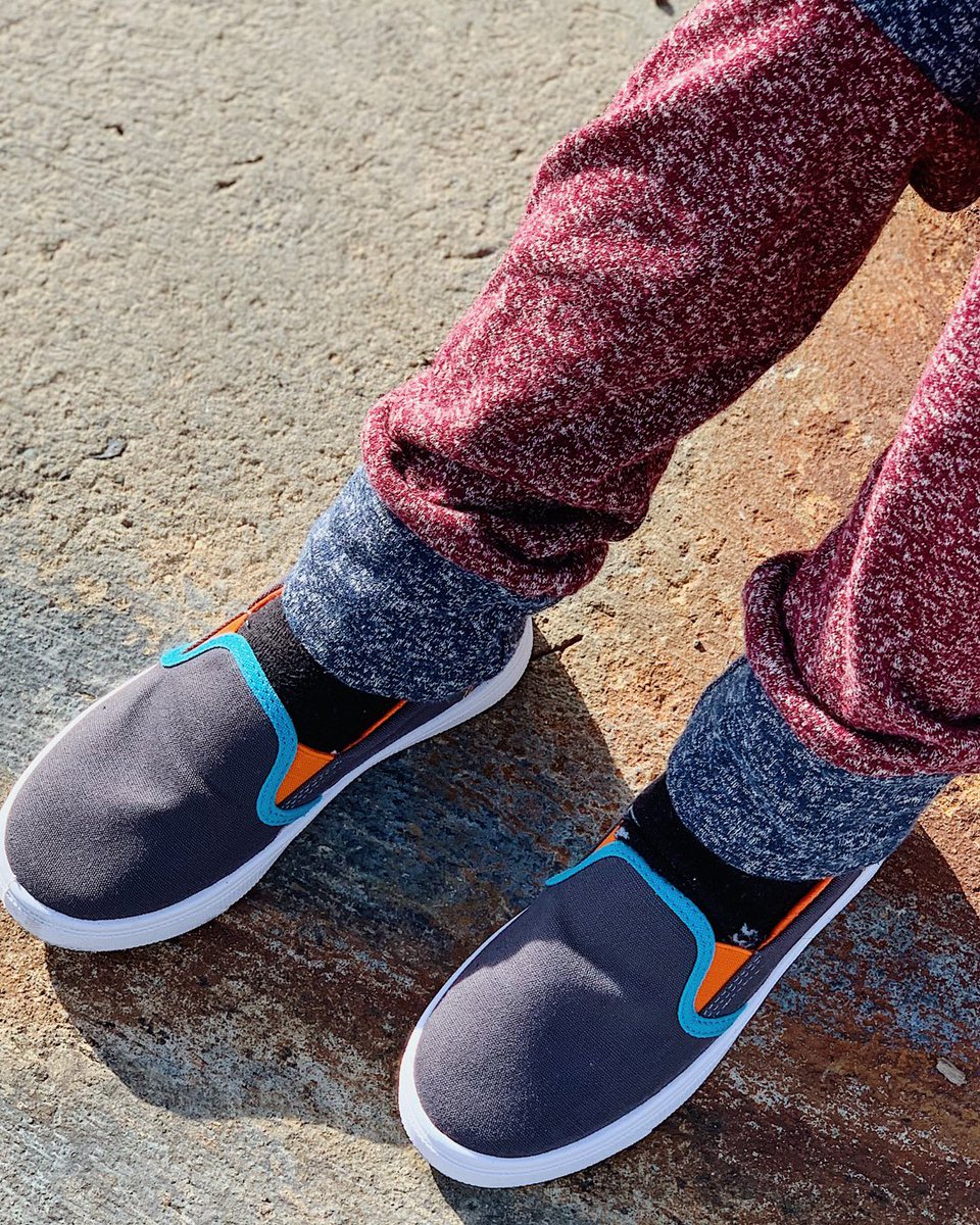 Oomphies tweet media