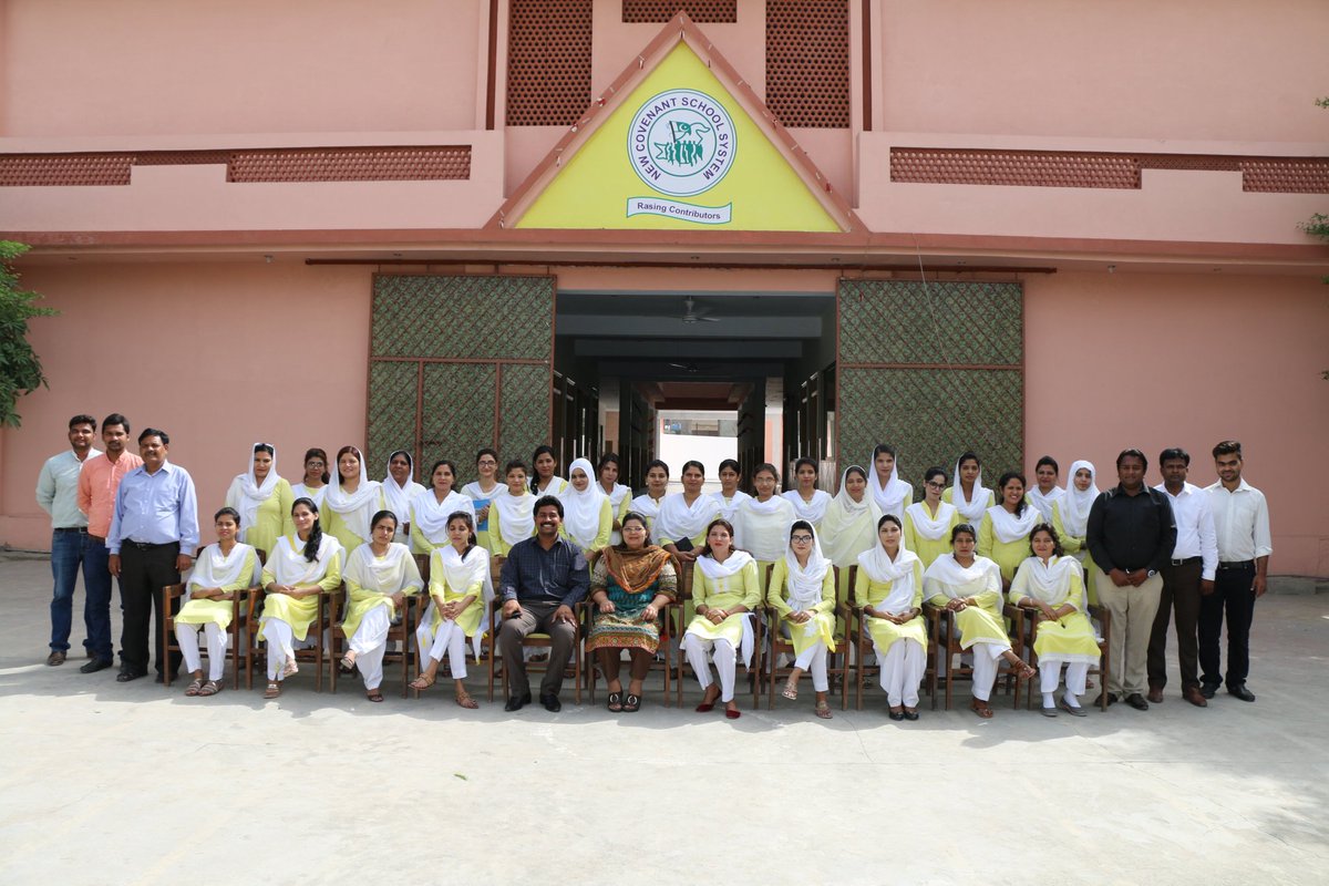 ncsspakistan's tweet photo. This is our dedicated staff. Our heart is filled with pain and grief that we have not been able to pay them their due salaries. They are rendering their services with full passion.
As a One Church &amp; One Body, this is our duty to stand with them.
rev.indryas@gmail.com https://t.co/0AXxls3OSR
