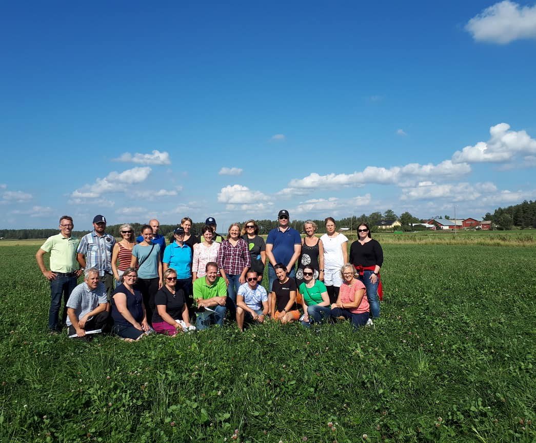 EllaAnu's tweet image. Grassland advisors from Finland,Sweden&amp;amp;Norway got together for 2 days workshop in western Finland to share discussion group systems best practises together #discussiongroups #bestpractises #grassland #enthusiasticpeople @ProAgria