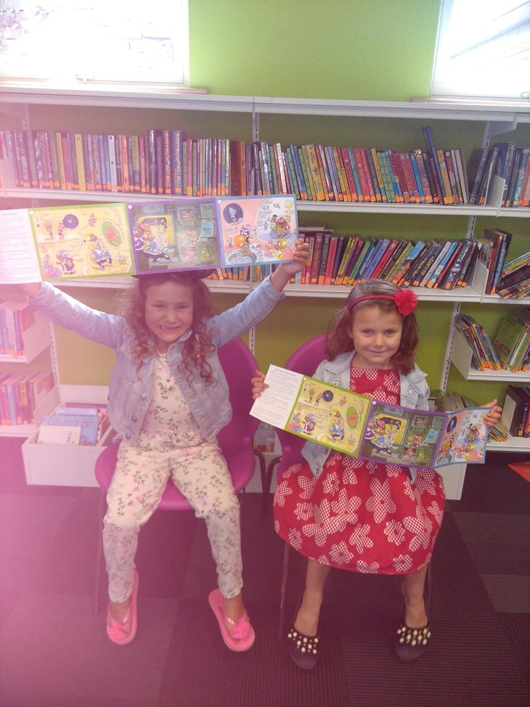 RachelC88024892's tweet photo. Summer Reading Challenge complete 📚📖✅ @YsgolHamadryad #herhamadryad #darllen #llyfr https://t.co/FTrJFlLRmW