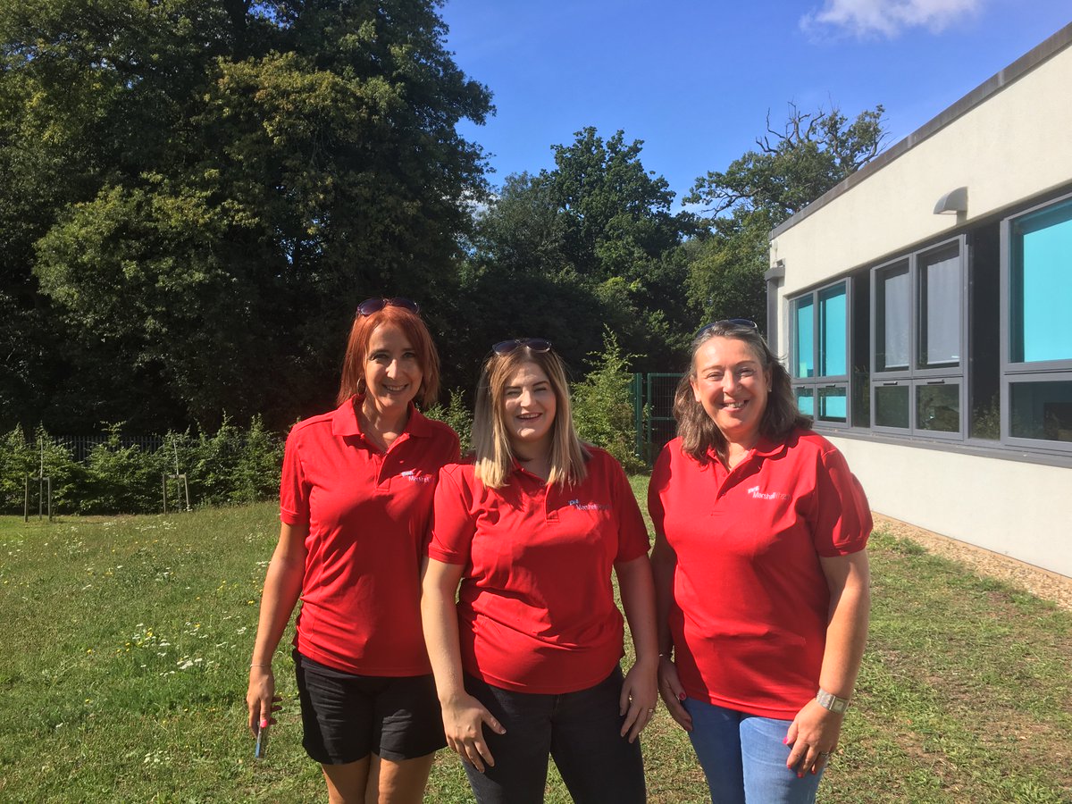 WatfordMencap's tweet photo. A beautiful day for our lovely friends at @marshallvizard to help at our Holiday Playscheme.  Thank you for spending the day with us.  #Goodneighbours https://t.co/8EeL38xU3L