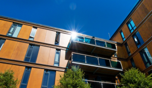 LenteAkkoord's tweet photo. Nieuwbouwwoningen zonder actieve koeling moeten per 1 juli 2020 aan de nieuwe grenswaarde voor #TOjuli voldoen. Hoe werkt de TOjuli berekening? Wat betekent dit voor uw woningen? Op 19 november organiseren we een ZEN-bijeenkomst over #oververhitting. https://t.co/3aVSkK5Aea https://t.co/WhcAo201a4