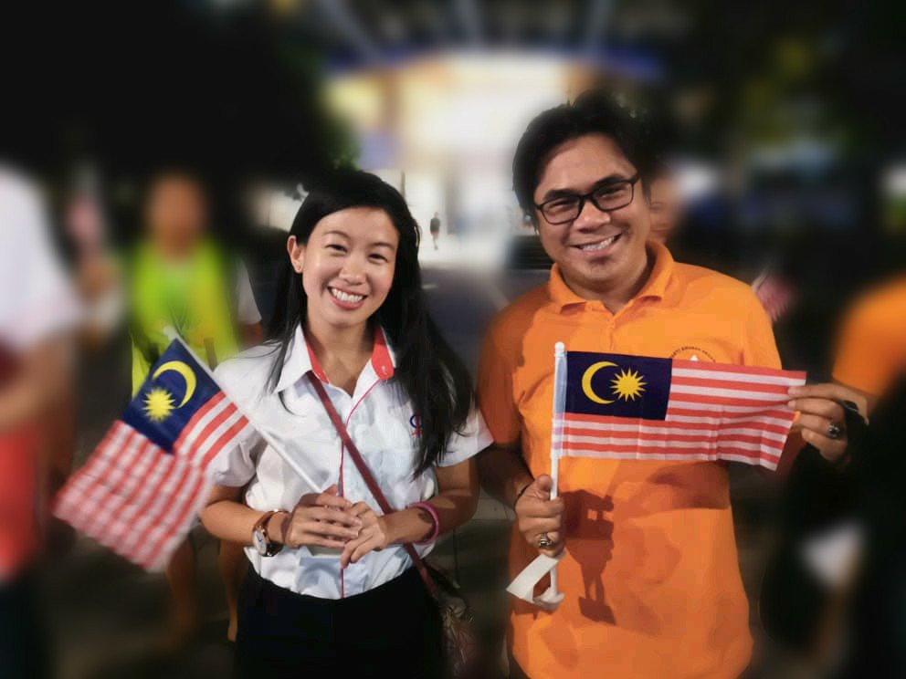 DdouxdouxX's tweet image. Program edaran bendera sempena #HariKebangsaan2019 di Starling Mall dan SS2 bersama YB @lim_yi_wei semalam, semoga ikatan persahabatan ini terjalin kuat serta bermanfaat demi rakyat dan negara tercinta #Amanah #Progresif #Peduli #PakatanHarapan #PetalingJayaUtara #Damansara