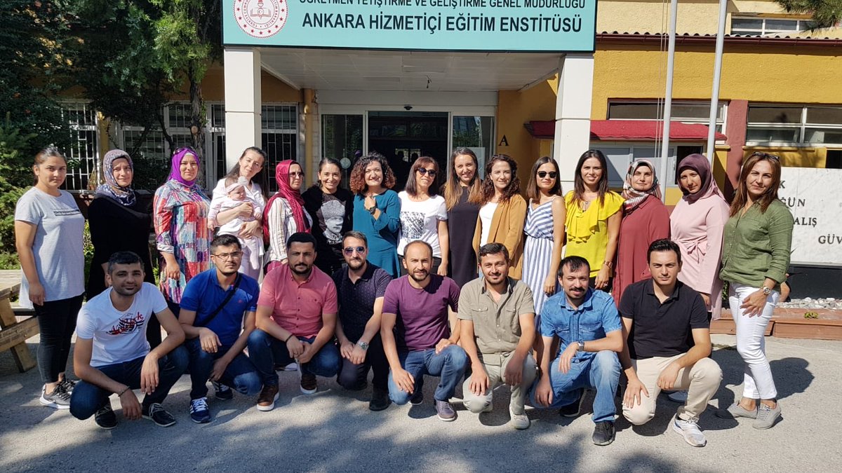 erdmkbr's tweet photo. Nasıl ışık saçan, nasıl umut verici🙏#güzelinsanlariyikivarlar #umutluyuz #eğitimdedeğişimsahidenbaşladı #zekavakfı #zekaoyunlarıuygulamalarıeğiticieğitimi @ziyaselcuk @adnanboyaci @emrehanhalici 🙏 https://t.co/MtUp5HJiQv