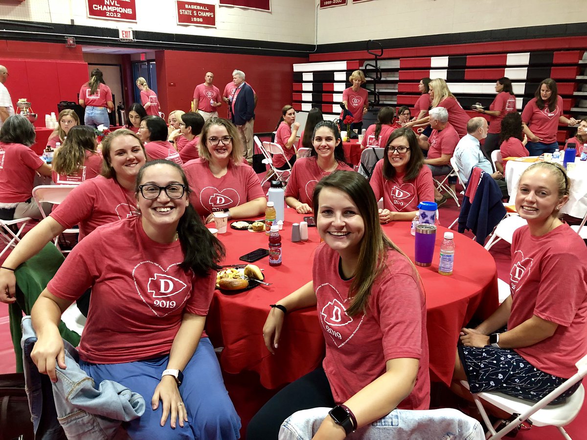 Team Irving getting pumped for the new year at Convocation! #weareirving #wearederby