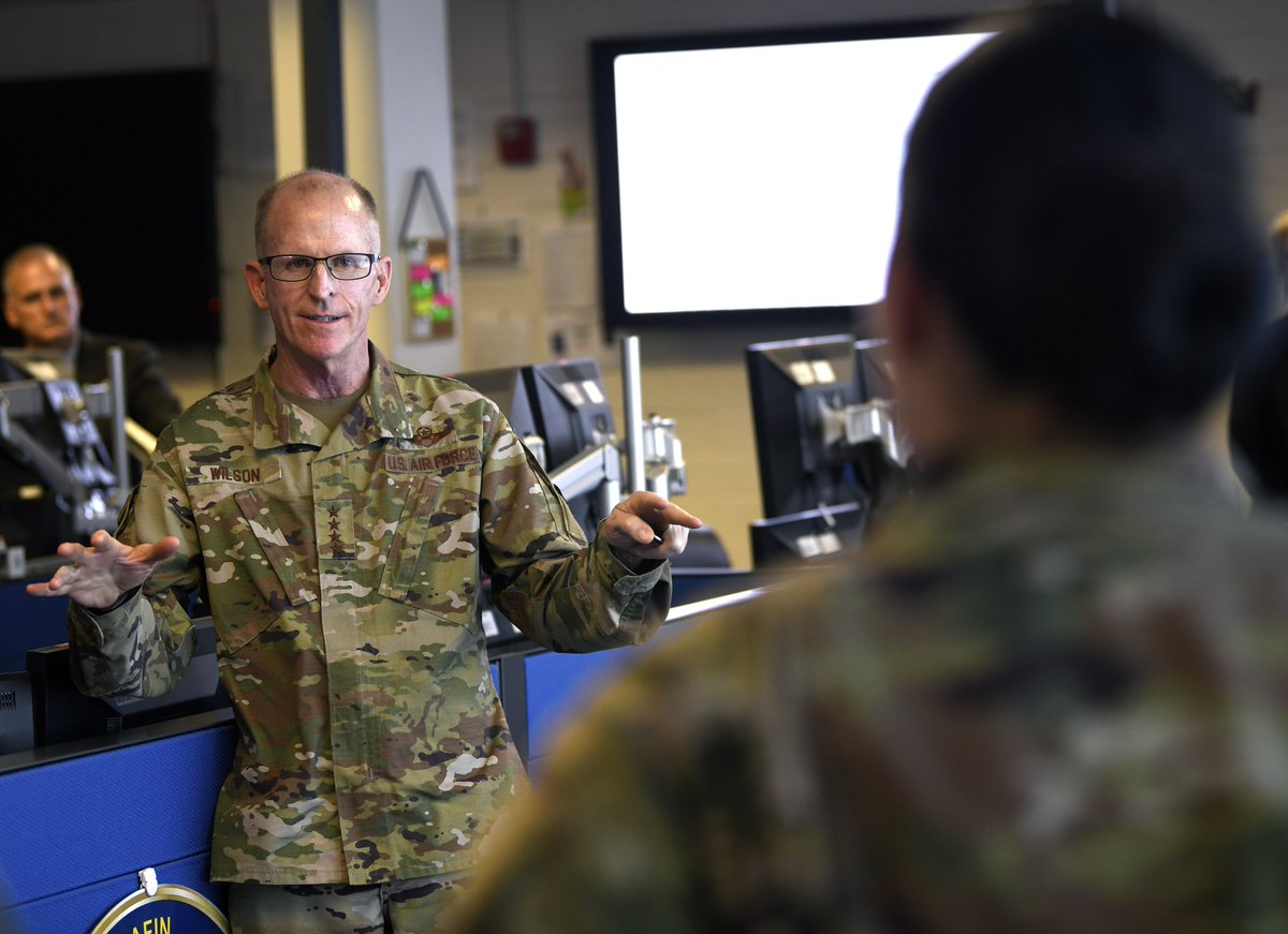 16AF_AFCYBER's tweet photo. It was a pleasure hosting the #VCSAF for a cyber immersion this week, and to showcase our cyber Airmen in action. See more at https://t.co/05sMs4h8jt. @USAF_ACC @usairforce https://t.co/EsbjHcjUye