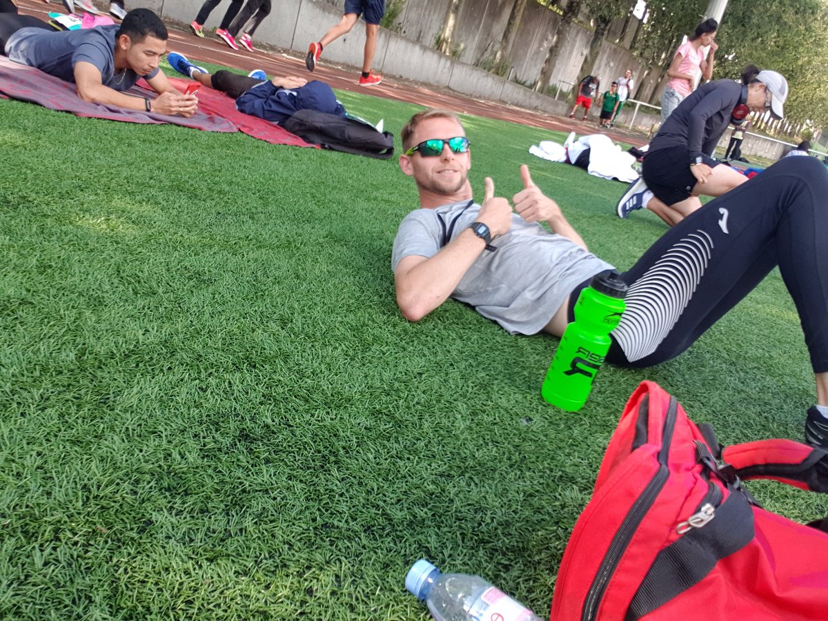 TeamThie's tweet photo. Viva la @stevemorrisT20 going over 1500m today in Paris🇫🇷 UK 3:40pm Live Link:  https://t.co/mEFxQbAM2M
#KeepItSmooth 
#RunHardBeStrongThinkBIG https://t.co/5XInnbR1o9