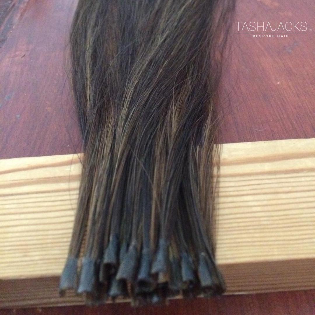 3 colours blended in to every bond to create gorgeous natural sun kissed hair. 🌞🙃😎

#Summer #bonds #extensions #bondedextensions #summerhair #humanhair #longhair #fullerhair #tashajacks #tashajackshair #blendedhair #blend #sunkissed #bespokehair #madetoorder #lovehair