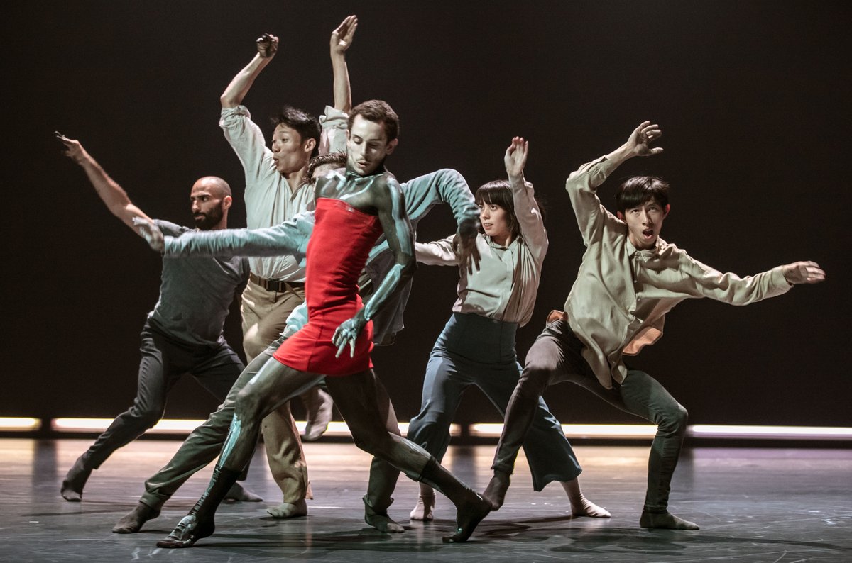 Tanz im August (@tanzimaugust) on Twitter photo Last days of #tanzimaugust: Performances by James Batchelor, <a href="/Laribot/">Lari Elovainio</a>, Alan Lucien Øyen / winter guests and 2 Premieres by <a href="/deufertundplisc/">Deufert Plischke</a> and Claire Sobottke. Don't miss our last Audience Formats on Sat 31.8. at the Bibliothek. Here's the week preview: bit.ly/2NDiNBB Last days of #tanzimaugust: Performances by James Batchelor, <a href="/Laribot/">Lari Elovainio</a>, Alan Lucien Øyen / winter guests and 2 Premieres by <a href="/deufertundplisc/">Deufert Plischke</a> and Claire Sobottke. Don't miss our last Audience Formats on Sat 31.8. at the Bibliothek. Here's the week preview: bit.ly/2NDiNBB