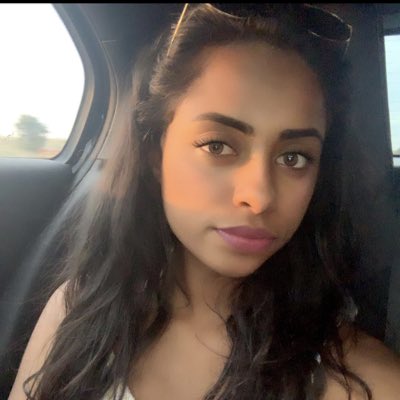 RamsamyMarie's tweet photo. #NouvellePhotoDeProfil https://t.co/qIXvYvxa59