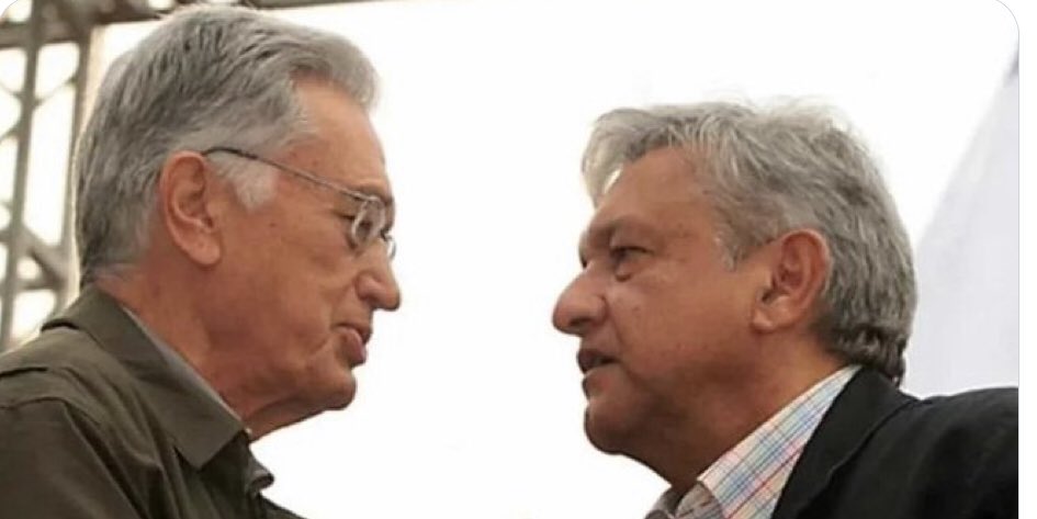 DeniseDresserG's tweet photo. El presidente afirmó que “las escaleras se barren de arriba a abajo”; entonces #ManuelBartlett debe explicar situación de su escalón: cómo acúmulo 25 propiedades con valor de 800 millones de pesos, y por qué lo ocultó en su declaración patrimonial. Se llama rendición de cuentas. https://t.co/9g5KmL85Op