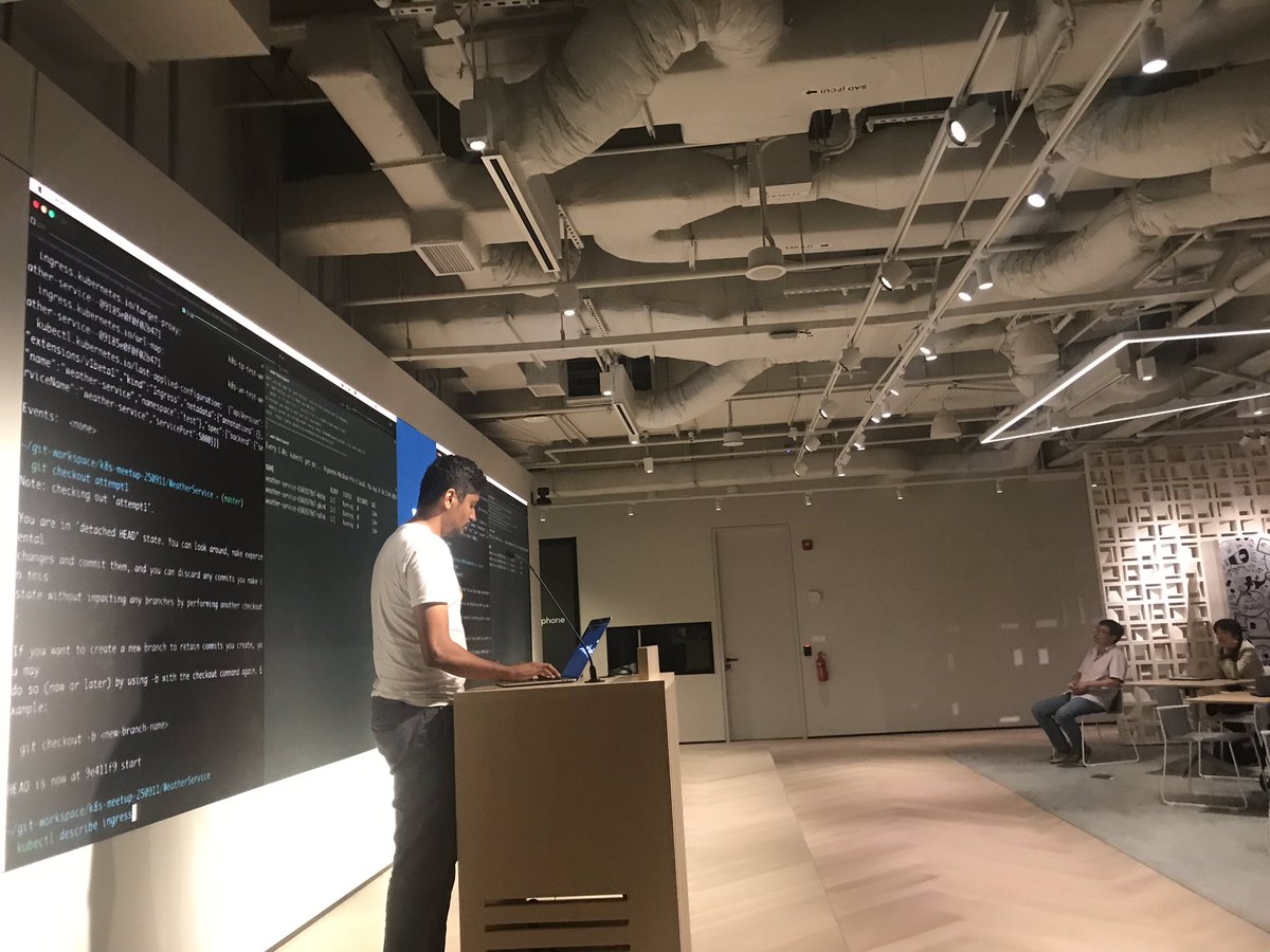 Vincent De Smet tweet media