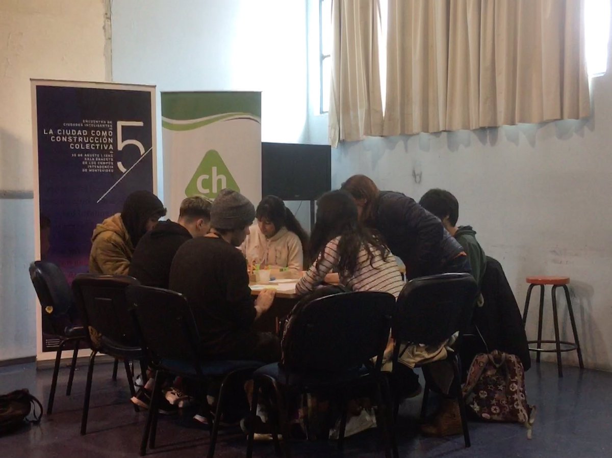 💡Seguimos pensando ideas para transformar el espacio público. 

#CiudadesInteligentes
#MontevideoInteligente