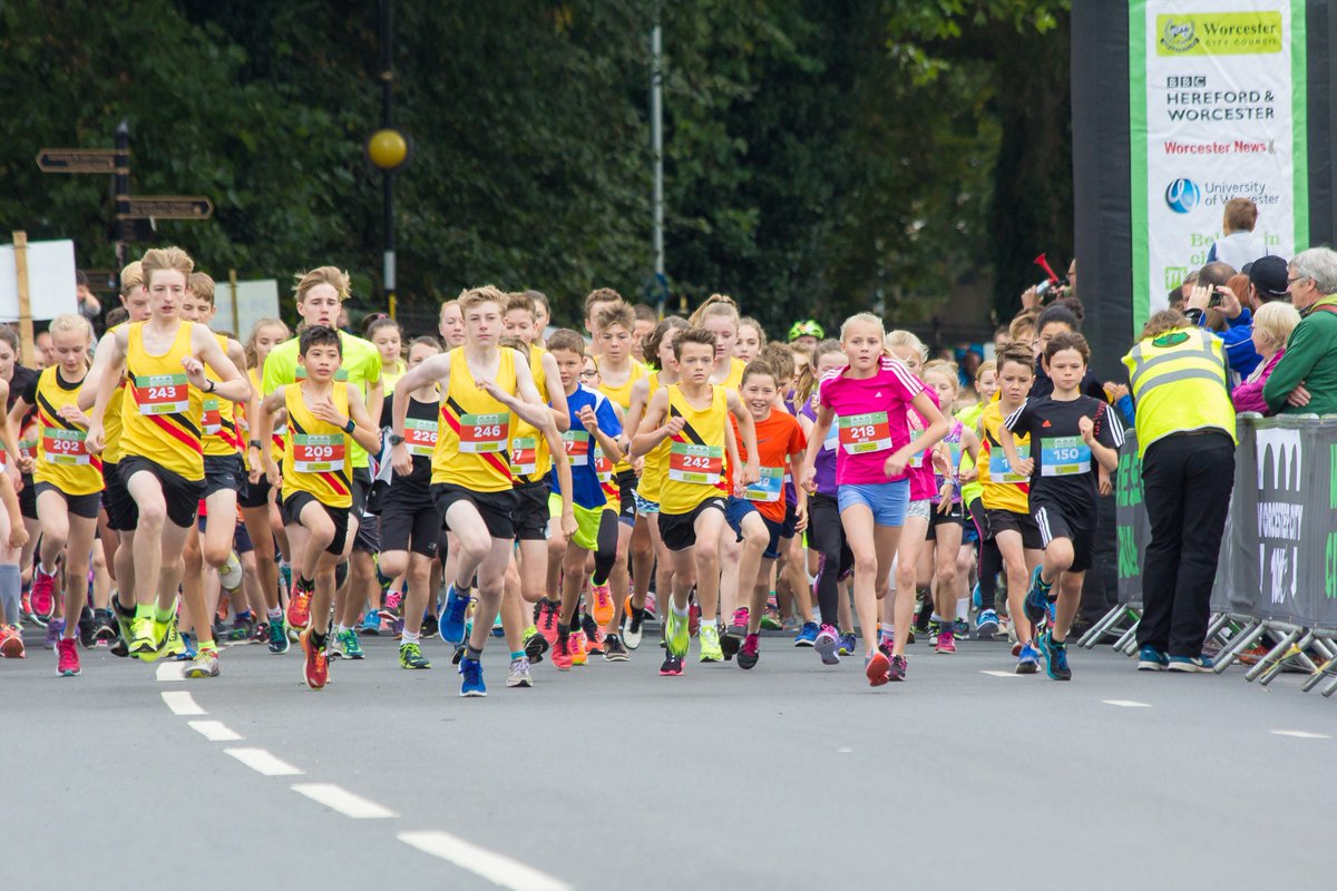 myworcester's tweet photo. It's the final countdown to the athletics event of the year! @worcesterrun takes place on Sun 15 September. Still time to enter! https://t.co/wFk7kSZzFo There will be a number of road closures between 5.00am and 1.00pm - https://t.co/3HZQ7RibCq please plan ahead and RT. https://t.co/r4ljIzptTh