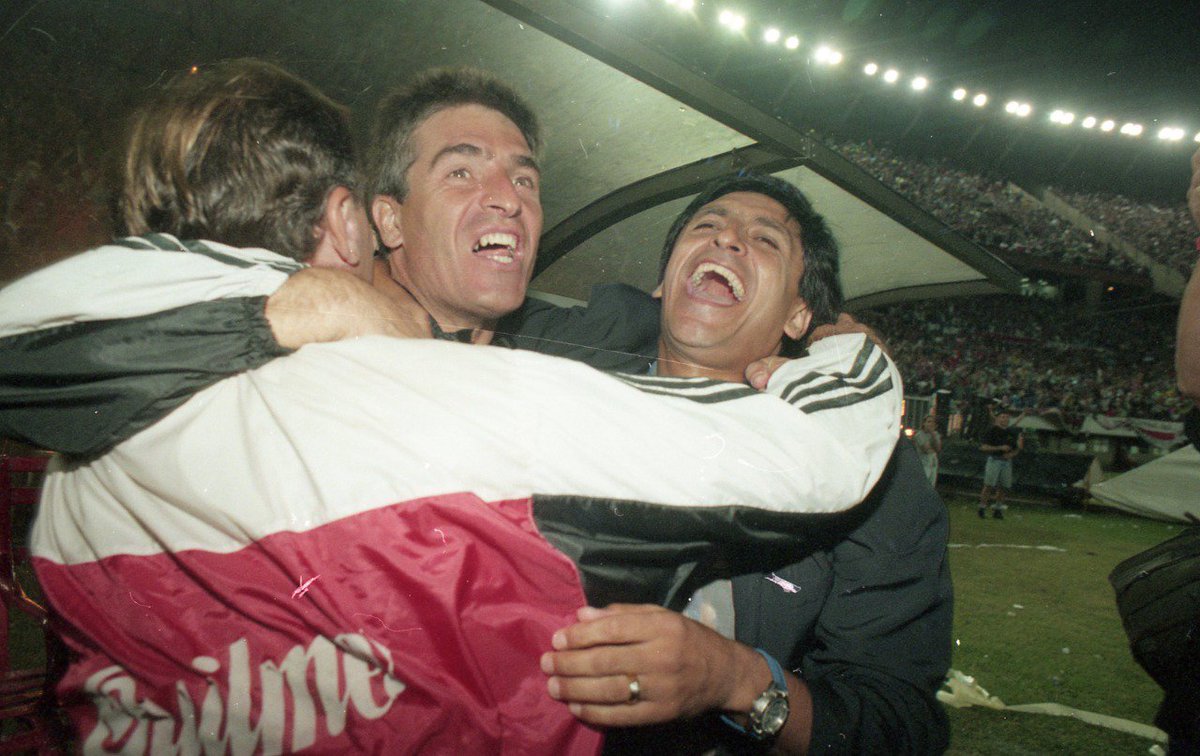 RiverPlate's tweet photo. 🎂 Goleador de lujo, entrenador inolvidable y símbolo eterno del Más Grande, hoy cumple 60 años un ídolo de la casa 🔝

¡Felicidades, @ramondiaz9dt! 👏🏼 https://t.co/fxHYRjd2TS