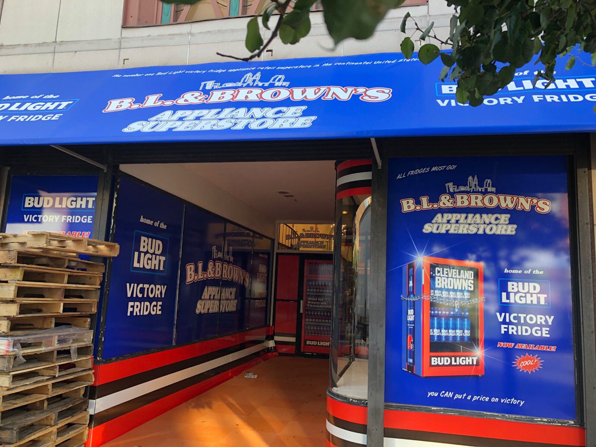 CC_Cantergiani's tweet photo. Snapped pix of the @budlight @Browns refrigerators being loaded into the pop-up B.L. &amp; Browns Appliance Superstore last night. 1870 W. 25th St in Ohio City. Love the “You really CAN put a price on victory” tag line. 🤣 @wkyc #VictoryFridge https://t.co/9roC6s0GW2