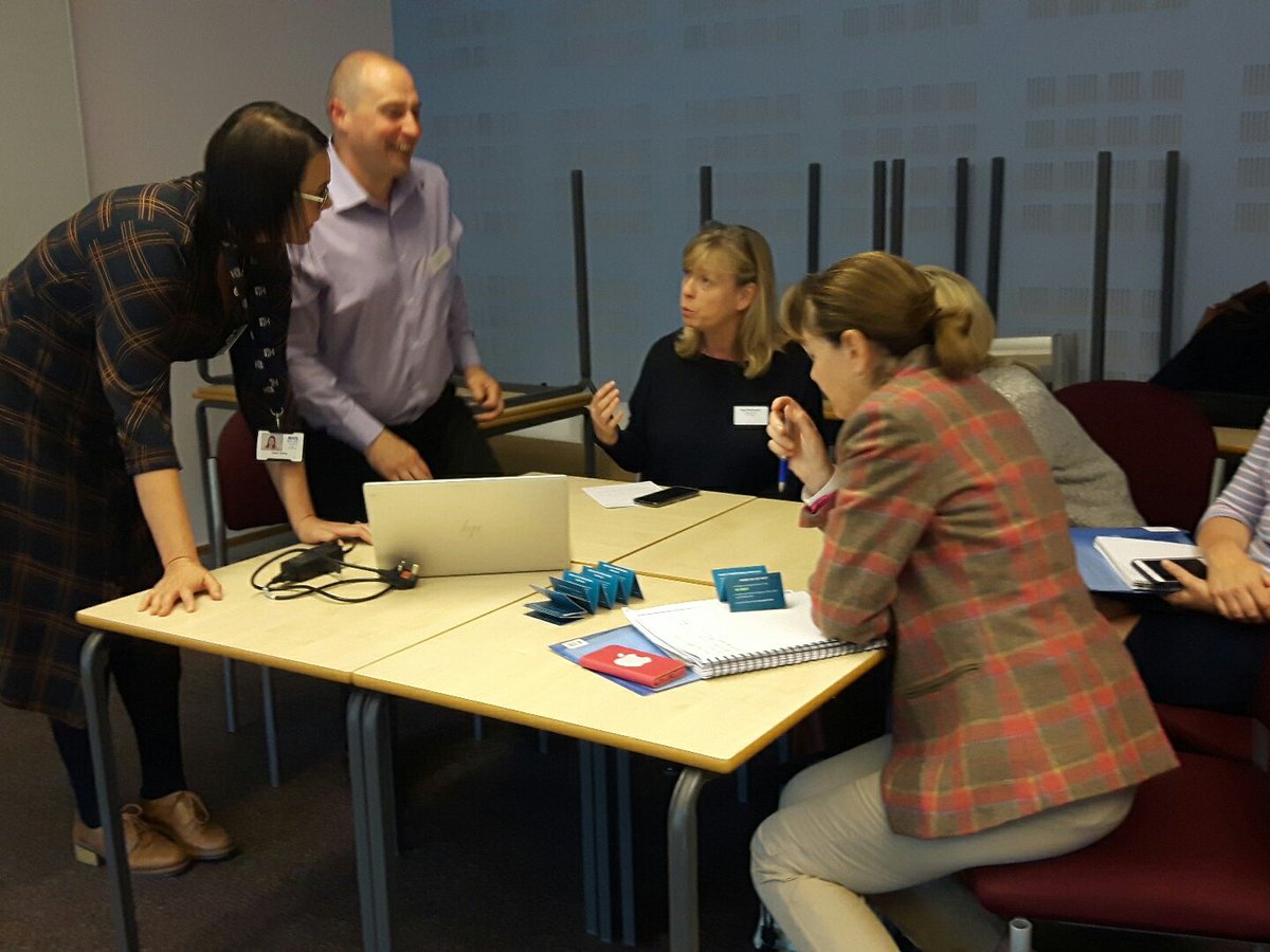 ANPs Putting the NES TURAS Professional portfolio to good use in Catrin Evans'  and Mark Smith's session #HighlandANP #AcademyNos #nesnmahp
