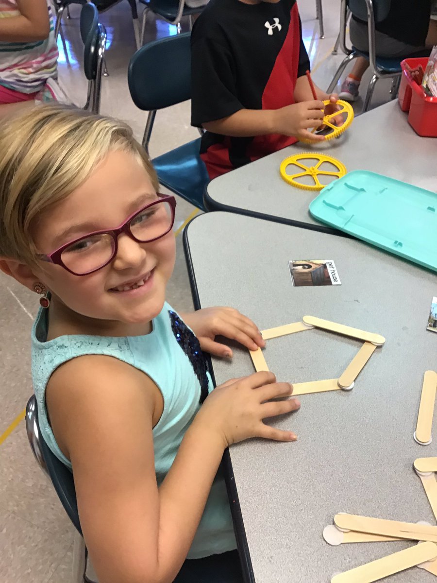 This morning these firsties explored our STEM bins. They created some pretty impressive structures! #LincolnROARS