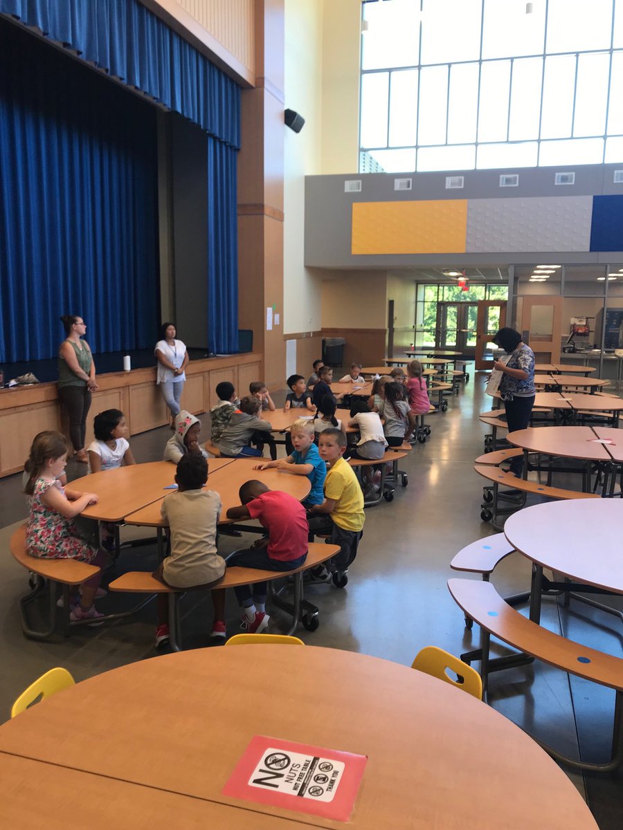 DrToleno's tweet photo. Gulph Gators learning to be Ready, Respectful and Responsible! #greatkids #greatlifelessons https://t.co/CdEaiYrfKv