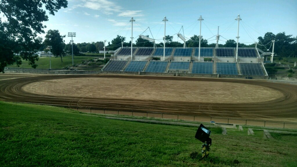 Springfield Mile tweet media