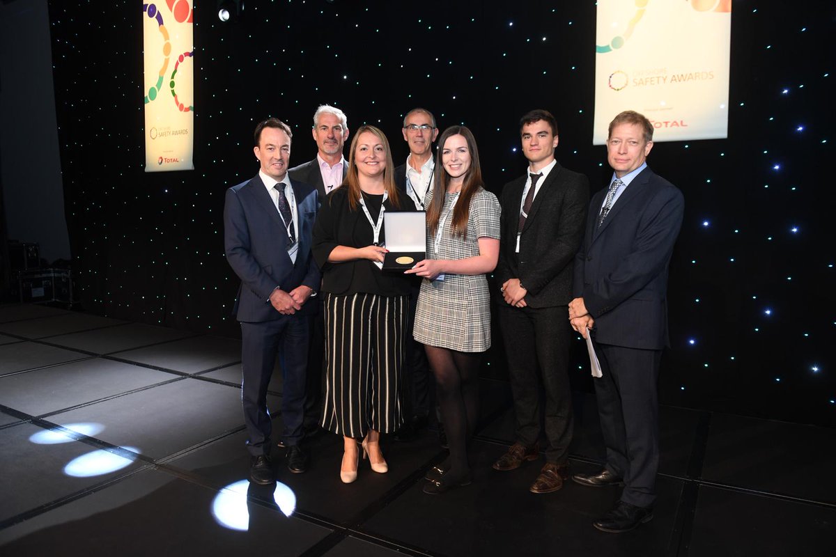 OEUK_'s tweet photo. CNOOC International and DNV GL clinched the Award for Innovation in Safety, sponsored by Bureau Veritas in recognition of their ground-breaking use of virtual reality technology, designed help prevent major incidents and ultimately save lives https://t.co/c9JW6hse4e https://t.co/cTqNOwSszi