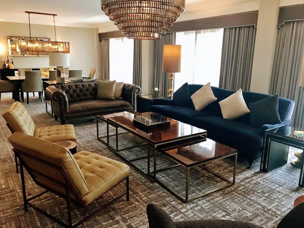 always5star's tweet photo. Looking for some #5StarTip's to score a #luxury room upgrade! Visit link below to read my secrets 😉 🌟🌟🌟🌟🌟 

https://t.co/lA4olYBiyG

#traveltips #travel #luxurytravel #budgettravel #roomupgrades https://t.co/yhgy1LklFw