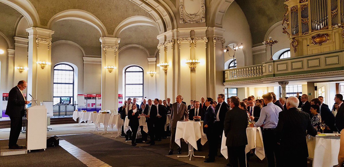 AA_Kultur's tweet photo. #ReligionUndAußenpolitik informierte gestern die in Berlin akkreditierten ausländischen Diplomat*innen über die Ergebnisse der 10. Weltversammlung von @religions4peace in Lindau! Am Abend war dann die #BoKo19 zu einem Werkstattgespräch zur selben Thematik eingeladen. Thx #RfP19 https://t.co/jjoZF7ga11