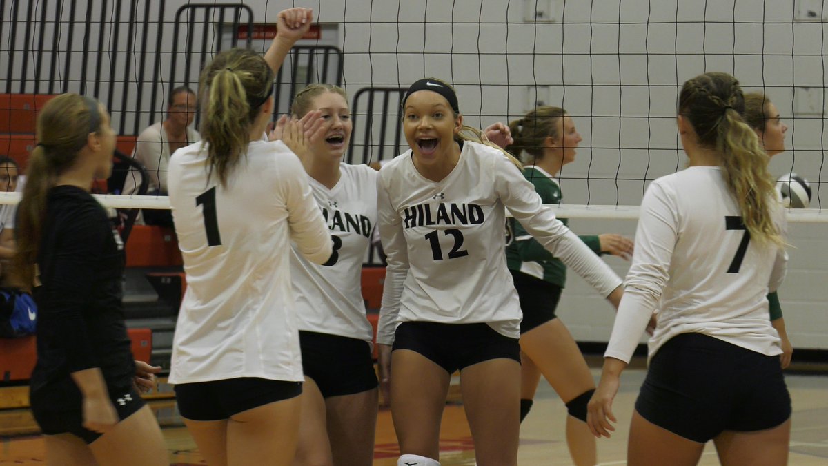 StoriedRivals's tweet photo. We are excited to be covering Hiland 🏐 this season! 

The Lady Hawks went head-to-head with Smithville to earn themselves a shutout win! #UnrealHighlights at the link below! ⬇️ @HilandAthletics @HHSThemes @adri5miller @madisonyoderr 

🎥 ==> https://t.co/4WkHngLzUx https://t.co/0pC8nEKm6E