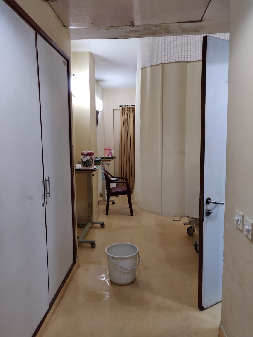 itsJDmade's tweet photo. A picture from the other side as well. So that no one can claim that you didn't see the other side of the coin/room. What is this @ApolloGleneagls? https://t.co/UtKPfHINoK