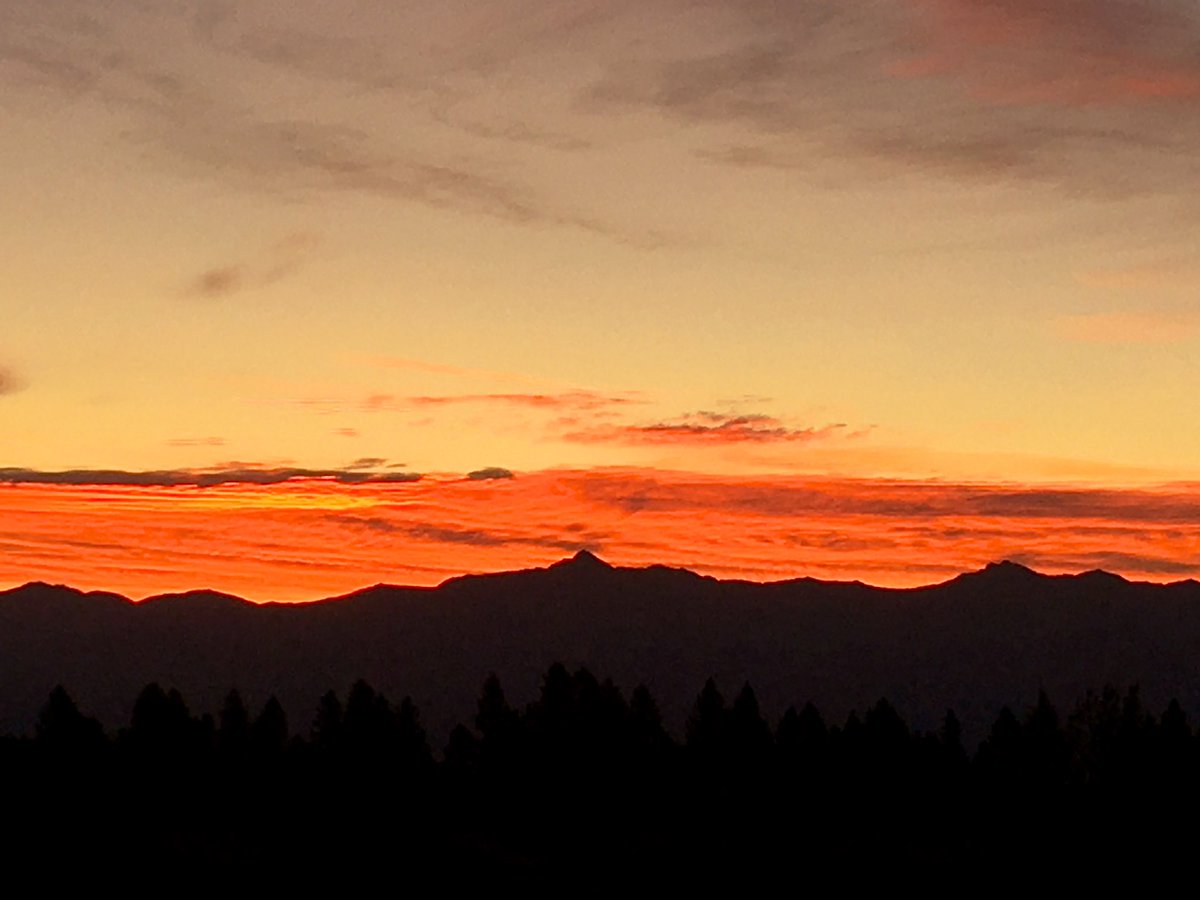 PowderMatt's tweet photo. Good morning to be here. @SkiKimberley @TourismKmbrly @KootRocks #AgoodPlacetoBe @HelloBC #exploreBC @CityofKimberley @KBulletin @Trickle_Creek https://t.co/UEmedH3T8n