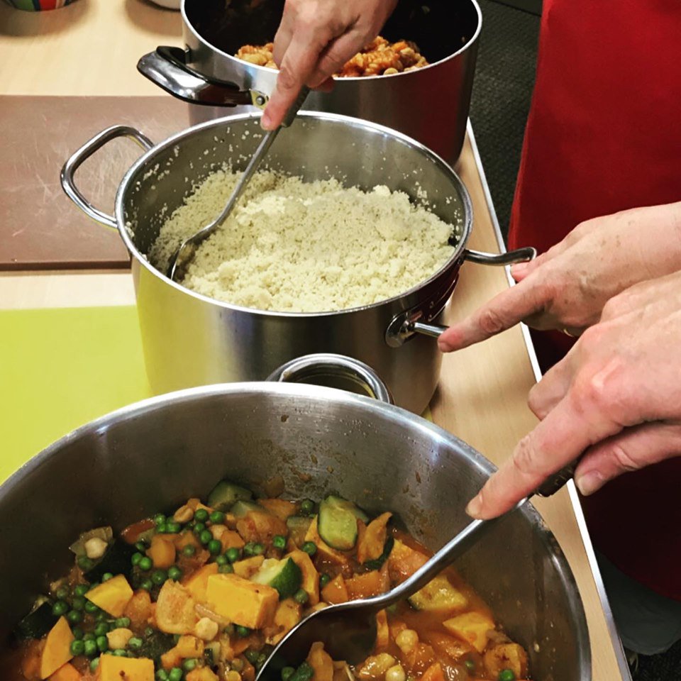 1 in 4 children now live in poverty in the UK, meaning 3million are at risk of going hungry over the summer.

We have helped to reduce the poverty gap in #Exeter through funding for holiday hunger activities working with <a href="/FoodExeter/">Food Exeter</a>👩‍🍳

Find out more: livewest.co.uk/my-community/w…