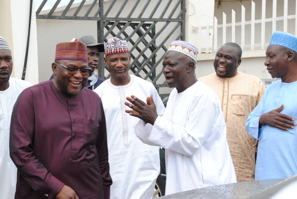 Abdu_Kwari's tweet photo. With party leaders and guests at the Constituency office today. https://t.co/aMOokElZ5H