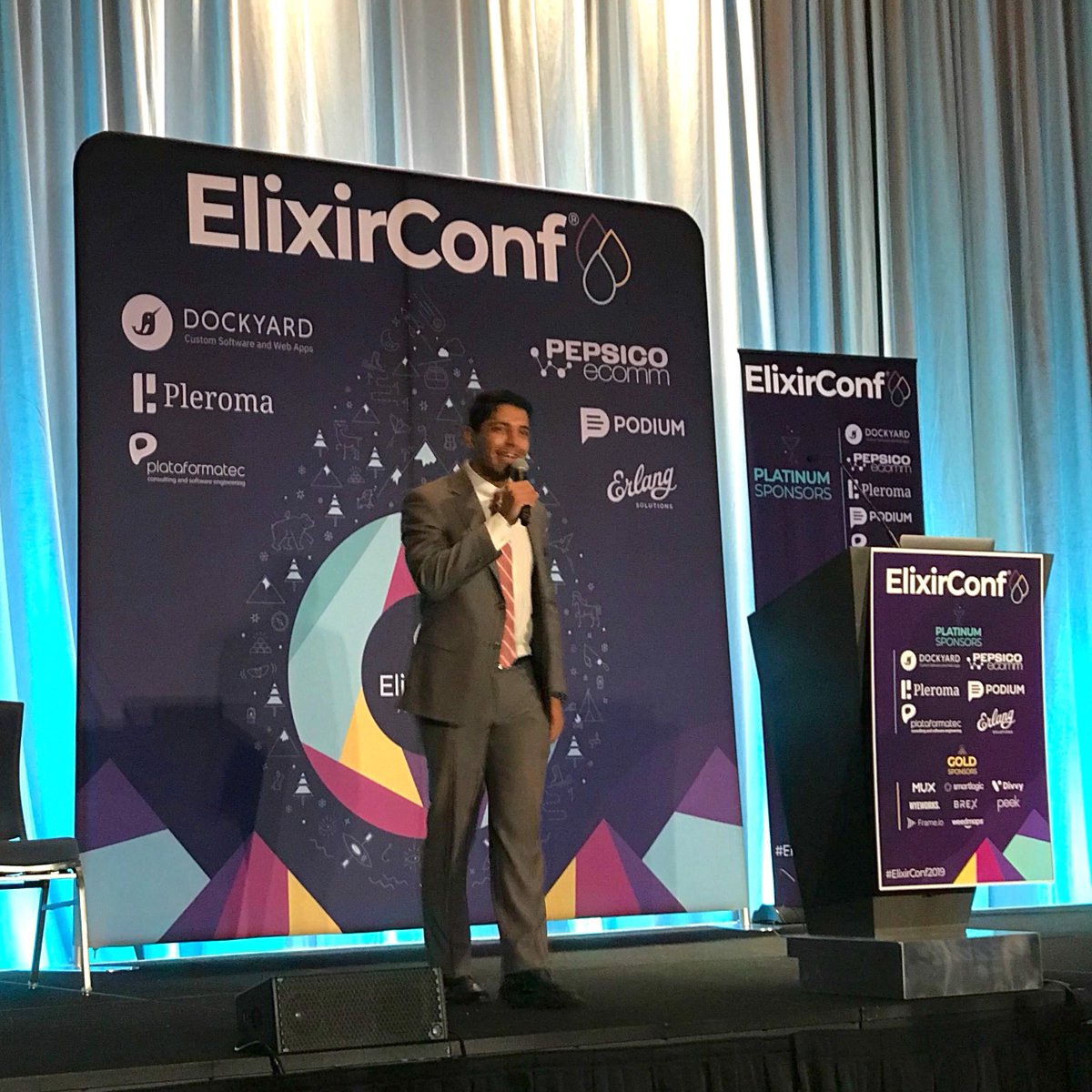 smartlogic's tweet image. Go @justuseapen! Emceeing the conference like a boss. ✨ #ElixirConf2019 #myelixirstatus