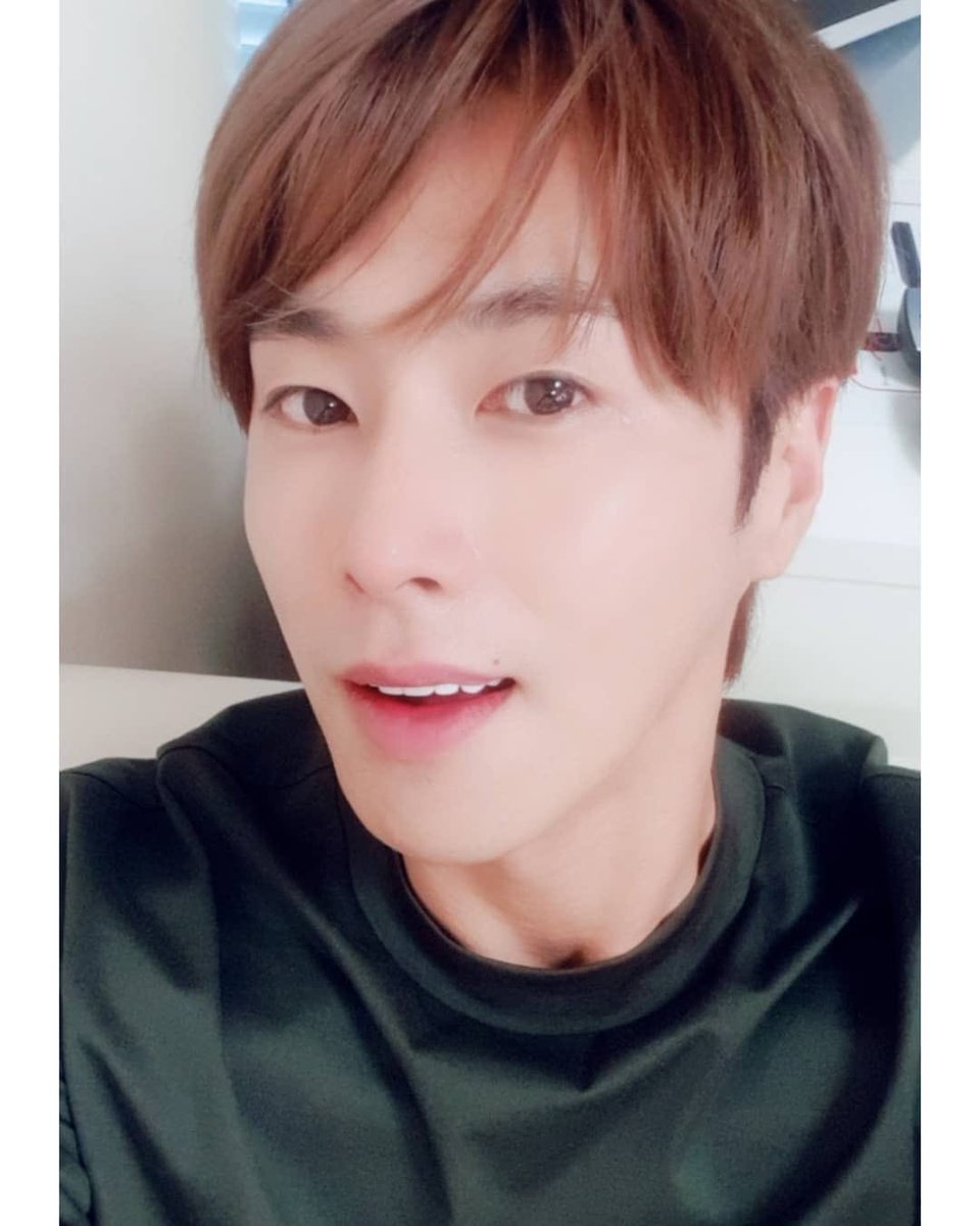 유노윤호 tweet media