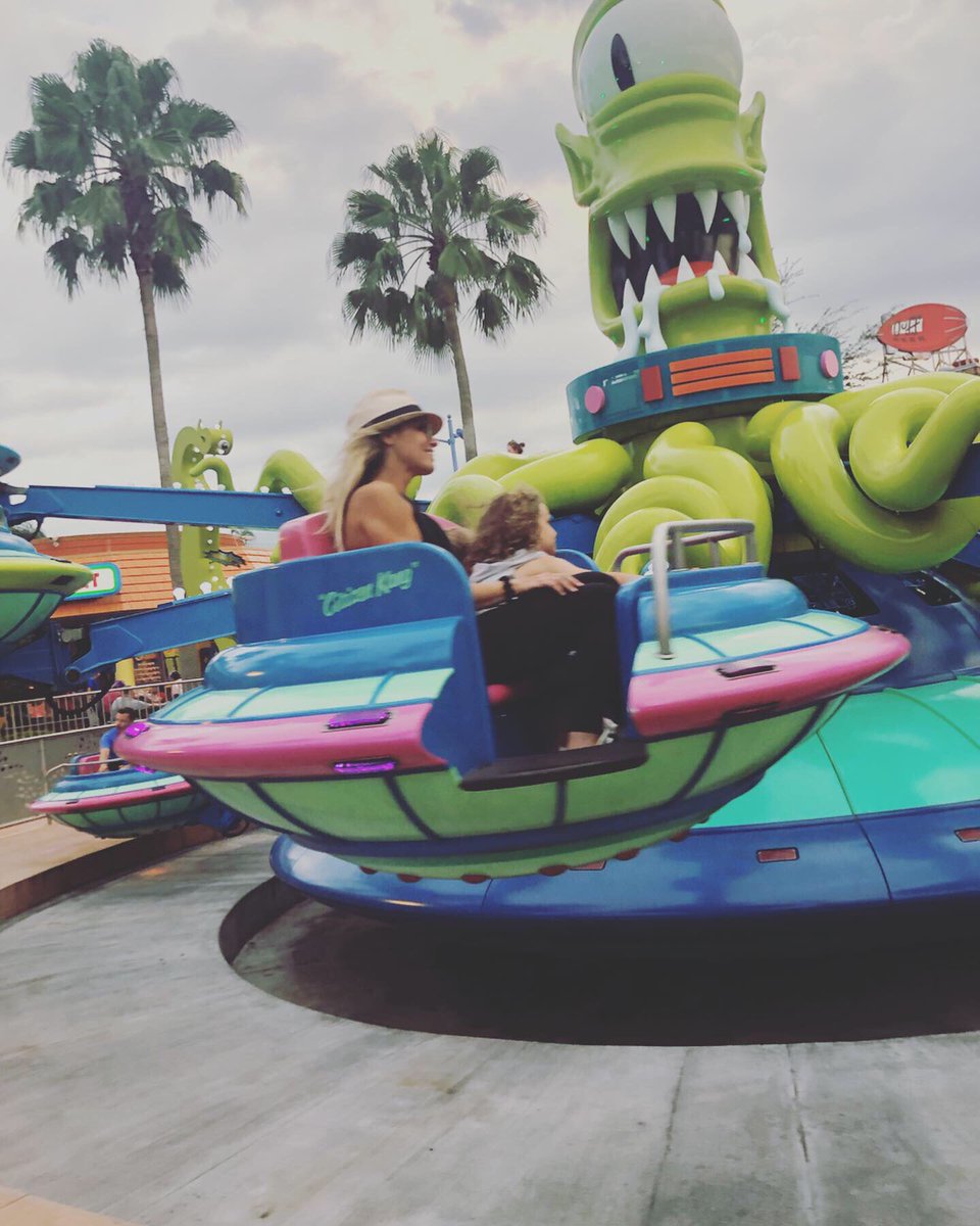 trishstratuscom's tweet image. Best vacation EVER!! We went to not one, not two, but FIVE parks so far!! That’s bananas! We did the #disneyviptours thing with @WDWToday on Sunday at @WaltDisneyWorld and hit all 3 parks. Then yesterday we went to @UniversalOrland and did both parks! So👏🏼 Much👏🏼 Fun👏🏼