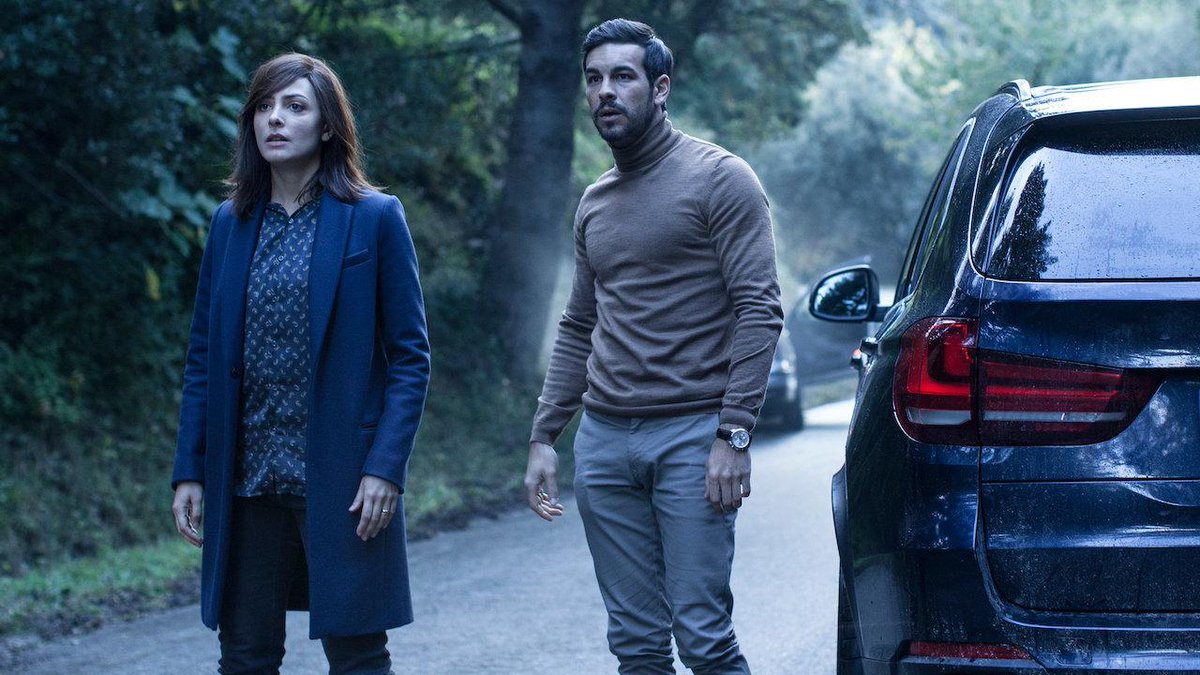 Contratiempo/The Invisible Guest. Wow! This is what I call a thriller! Love how they build it up, so many twists and turns, extremely great acting, and I promise you: You don't see it coming If you like thrillers and haven't seen this one, go see it asap! Spanish language  
