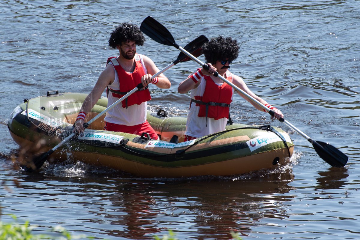 118 118 on the move! #pictureoftheday #photooftheday #boat #river #fun #boating   #boatlife  #photography #charity #fundraising #boatingday #funny #sailaway #Dingeyboat #watersports #sport  #row #red #bestoftheday  #race #dressup #fancydress #competition #118118money #rivermersey