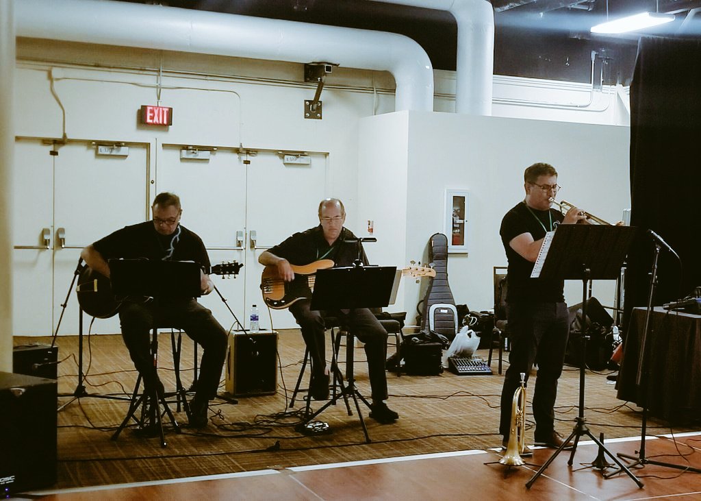 VLDB 2019 tweet media