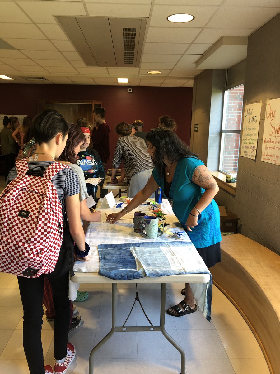 Lori Lisai tweet media