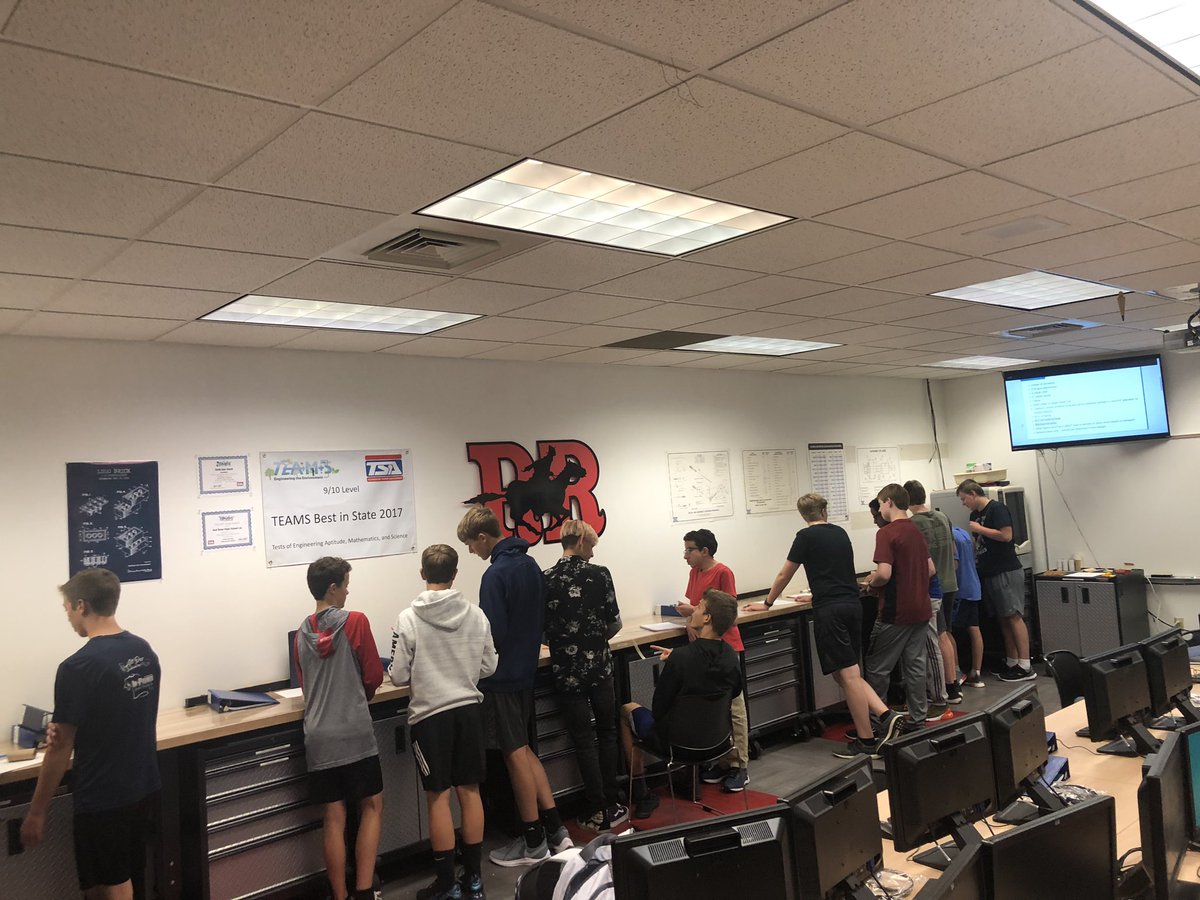 Mr. Moldenhauer’s Class tweet media