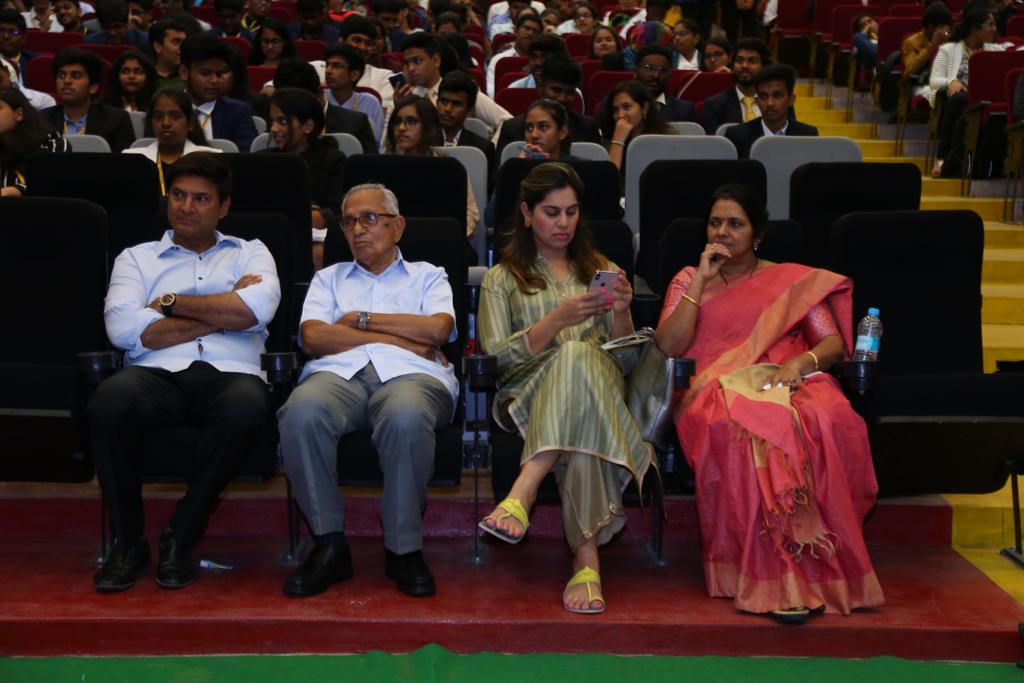 MarriRajasekar's tweet photo. Successful kick-started the @MunSententia programme at #IARE college today. Thank you @upasanakonidela for taking part in this initiative and leaving a positive note for the participants.
@TelanganaCMO @KTRTRS @kcrunofficial @chmallareddyMLA https://t.co/g7raR9GaKK