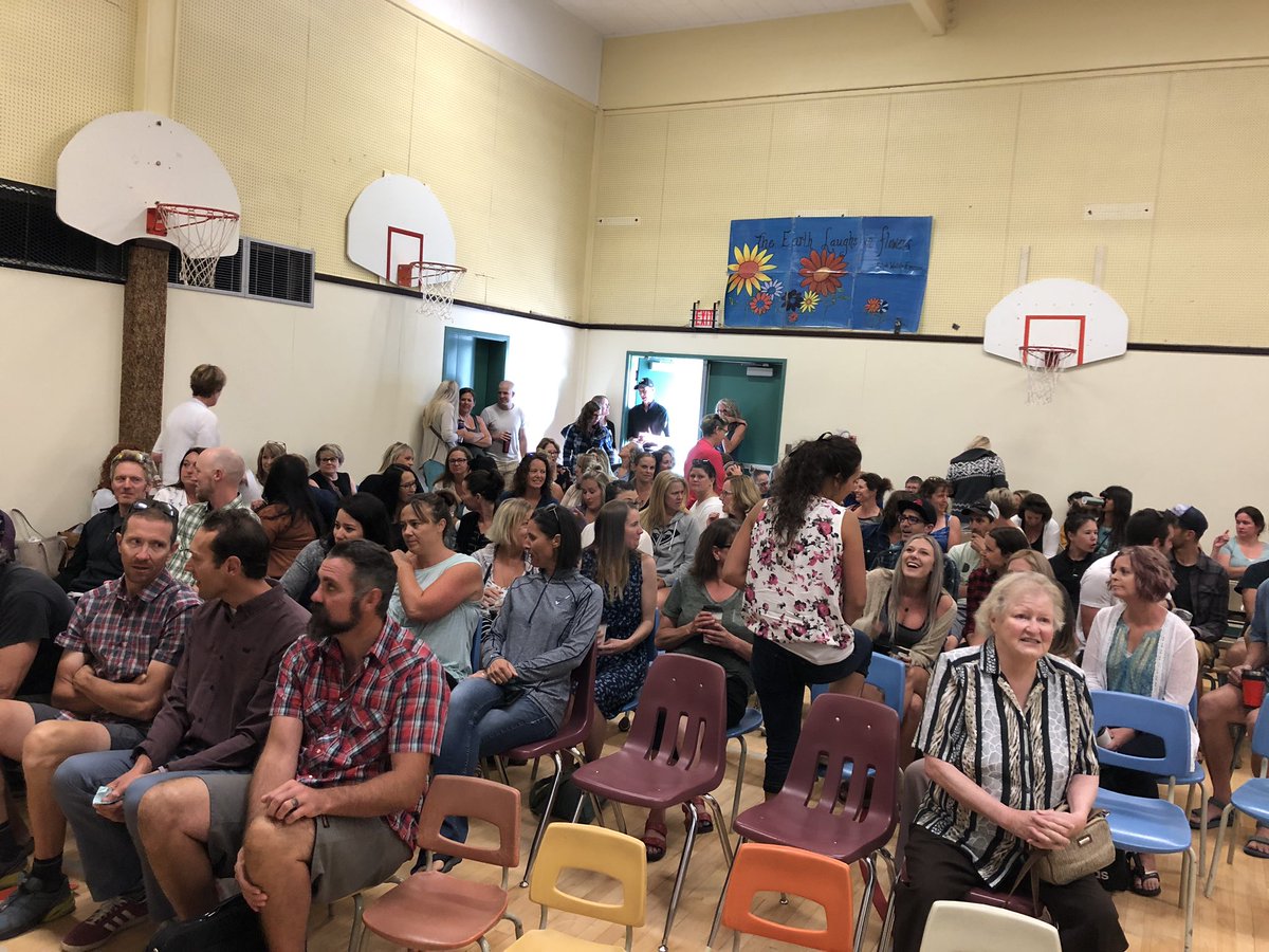 JTurner_RPsych's tweet photo. Expressing deep appreciation for a fantastic team effort responding to a small electrical fire at the beginning of our welcome day at Selkirk. Exceptional response by staff and Kimberley Emergency Services! Thank you @yakobucci as we quickly moved all staff to LPES! https://t.co/0cm91gp0X3