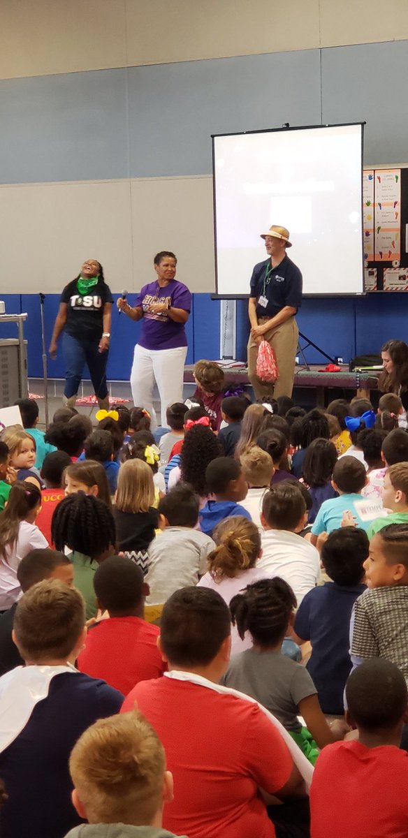 Simone Barnes tweet media